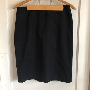Ann Klein pencil skirt. Size 8. Worn once.